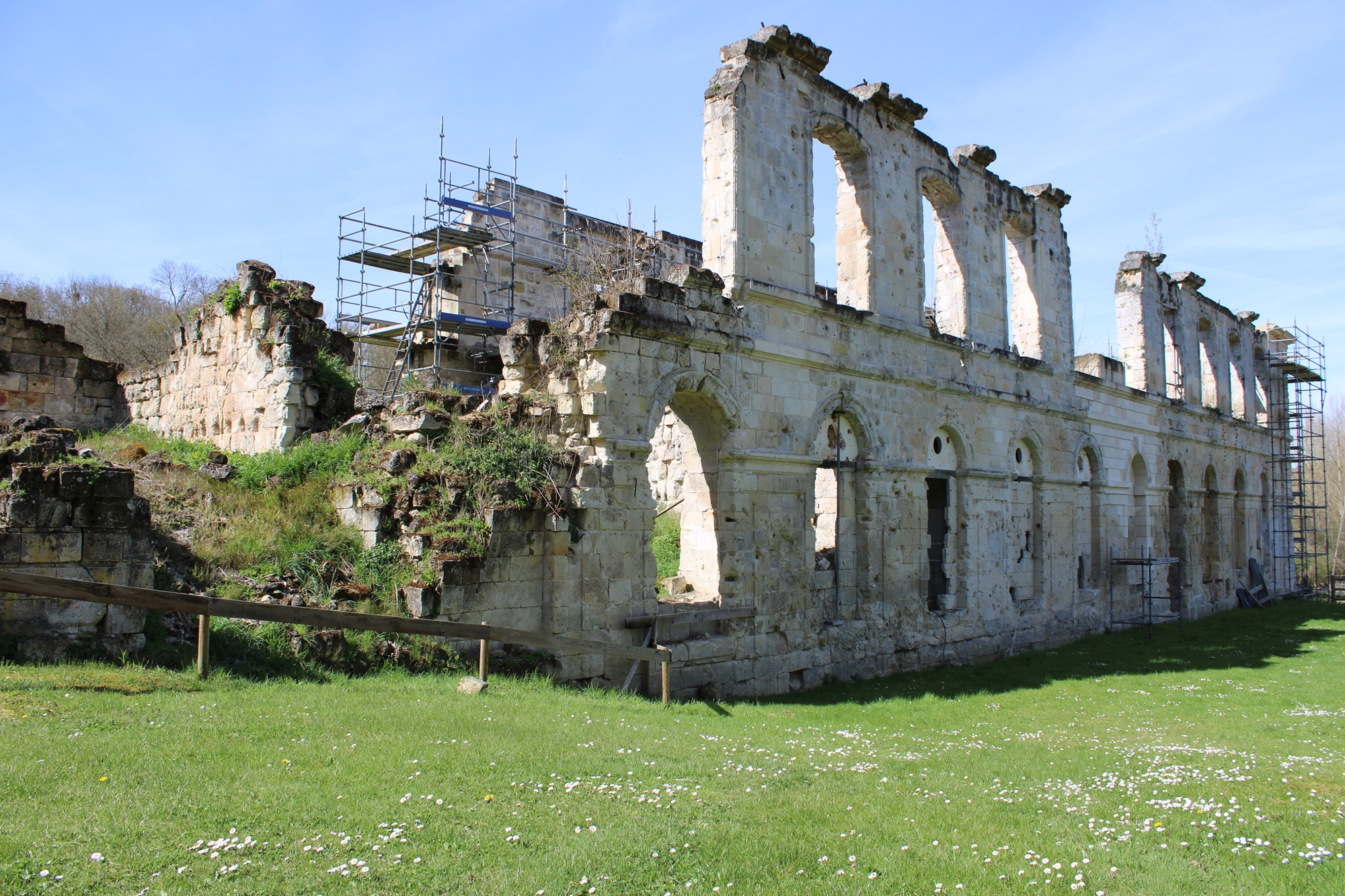 Abbaye de Valsery R.© Tourisme Soissonnais Valois (11)