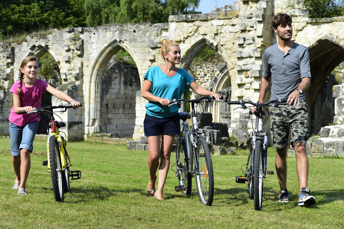 A vélo sur la voie verte de l'Ailette