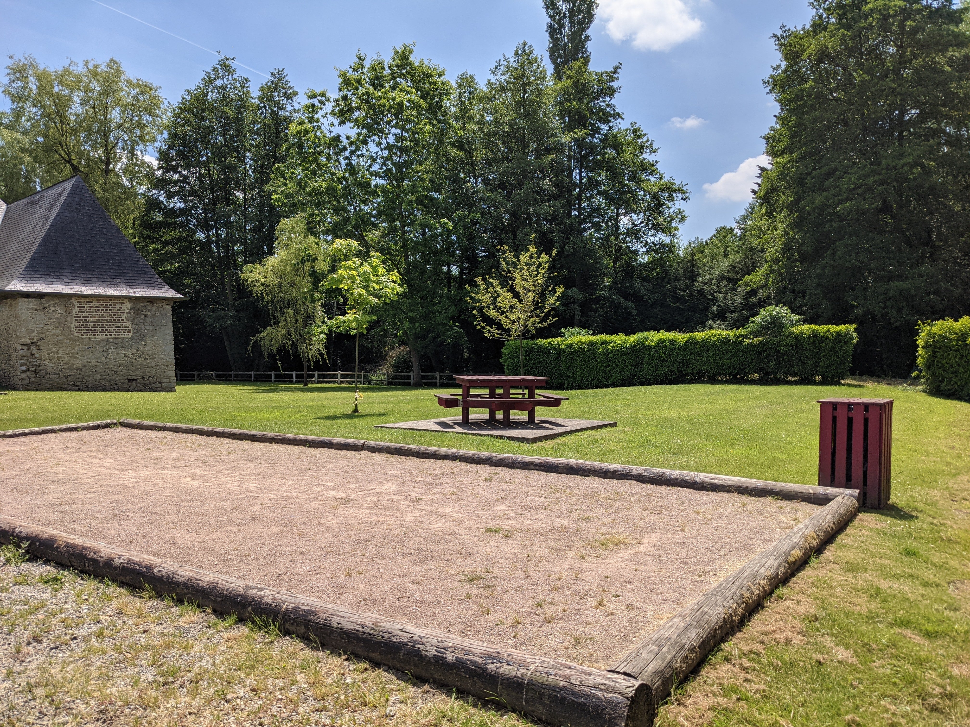 Aire de pique nique de Canny sur Thérain