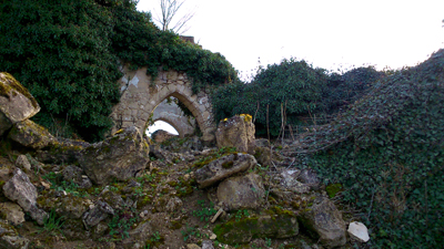 Eglise ruines II < Maizy < Aisne < Picardie