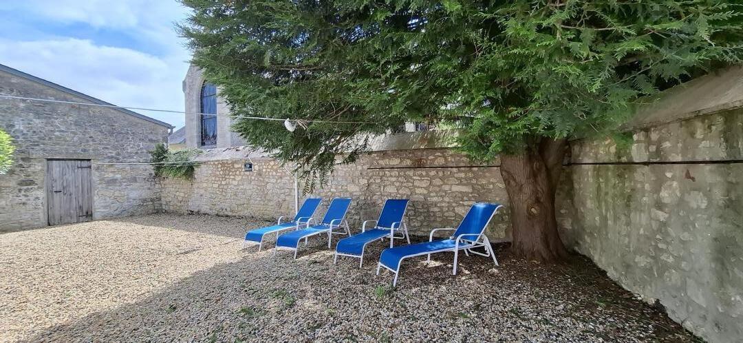 MONAMPTEUIL Monampteuil
