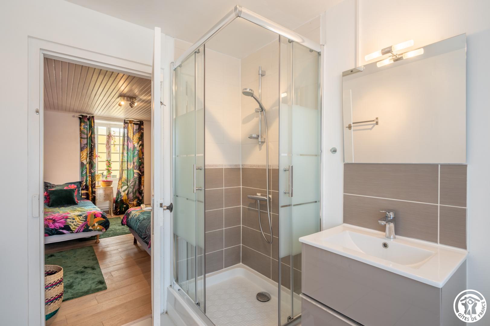 CHEVREVILLE Les Roches