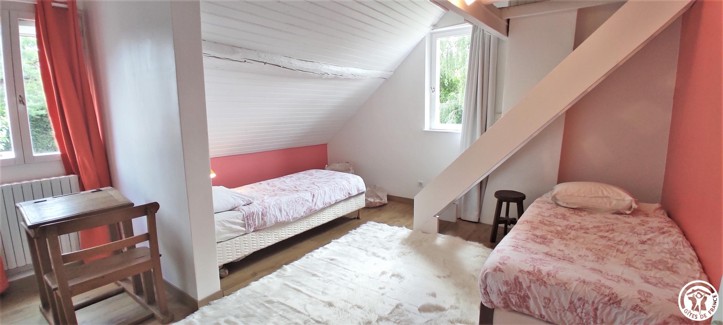 CHEVREVILLE Les Roches