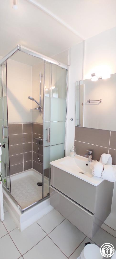 CHEVREVILLE Les Roches