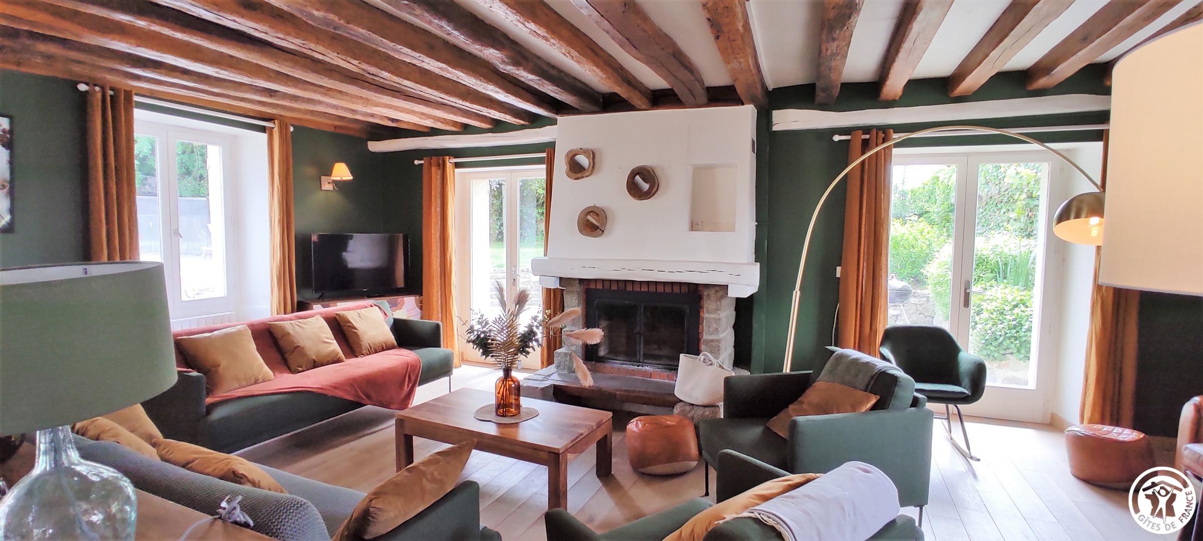 CHEVREVILLE Les Roches