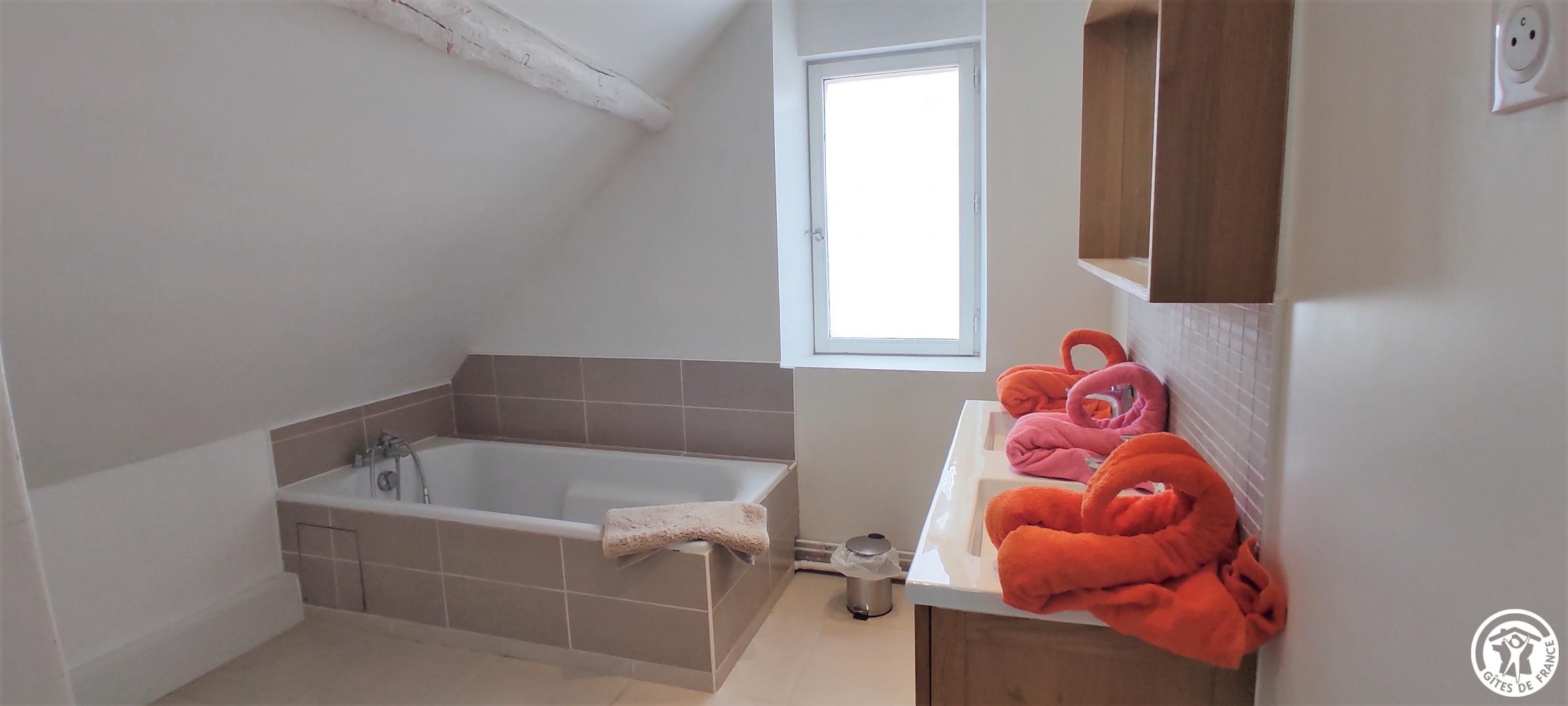 CHEVREVILLE Les Roches