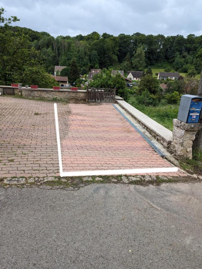 BONNEUIL EN VALOIS La maison du druide