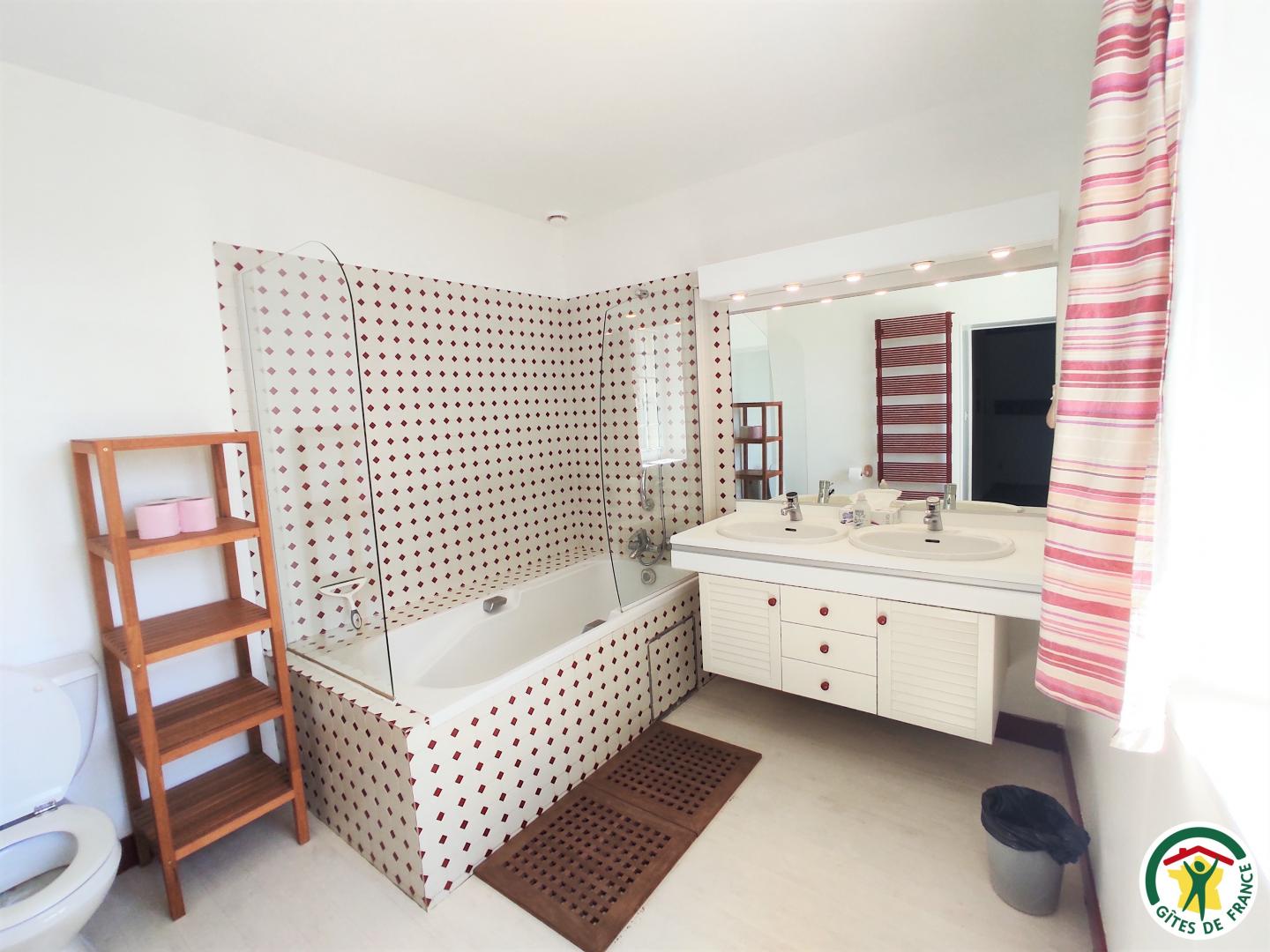 CHEVREVILLE La Pommeraie