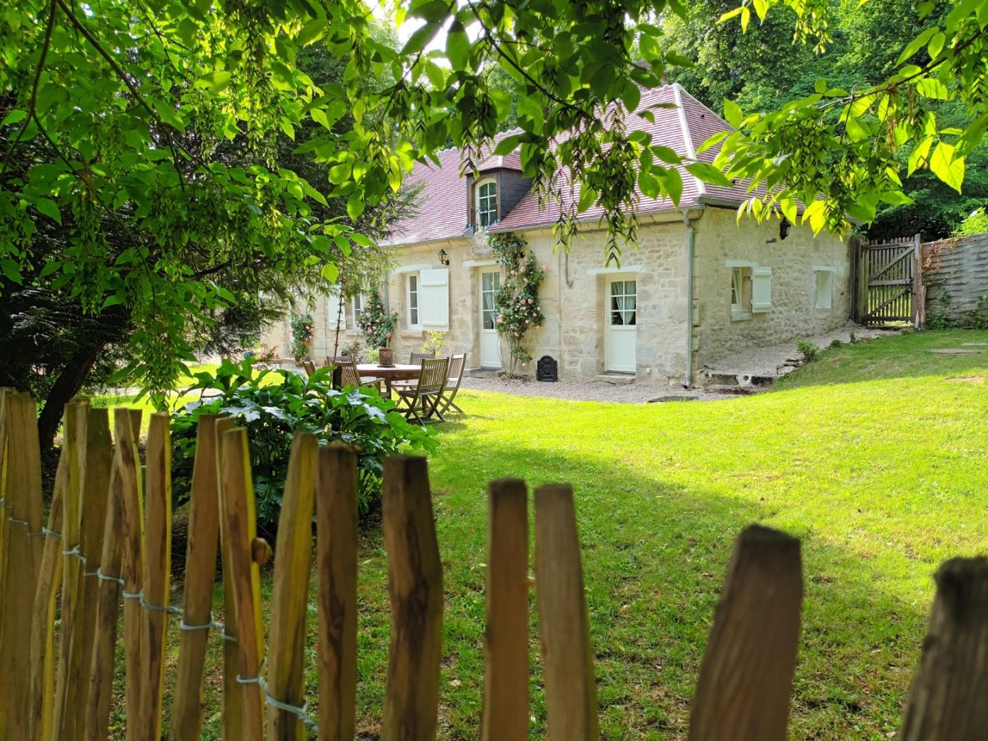 MORIENVAL La petite belle au bois