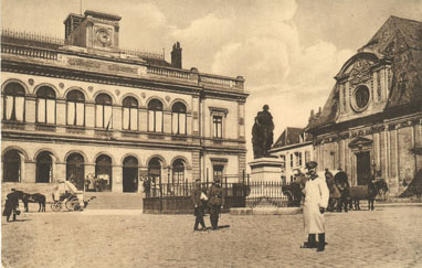 Hôtel de ville Centenaire première guerre < Laon < Aisne < Picardie