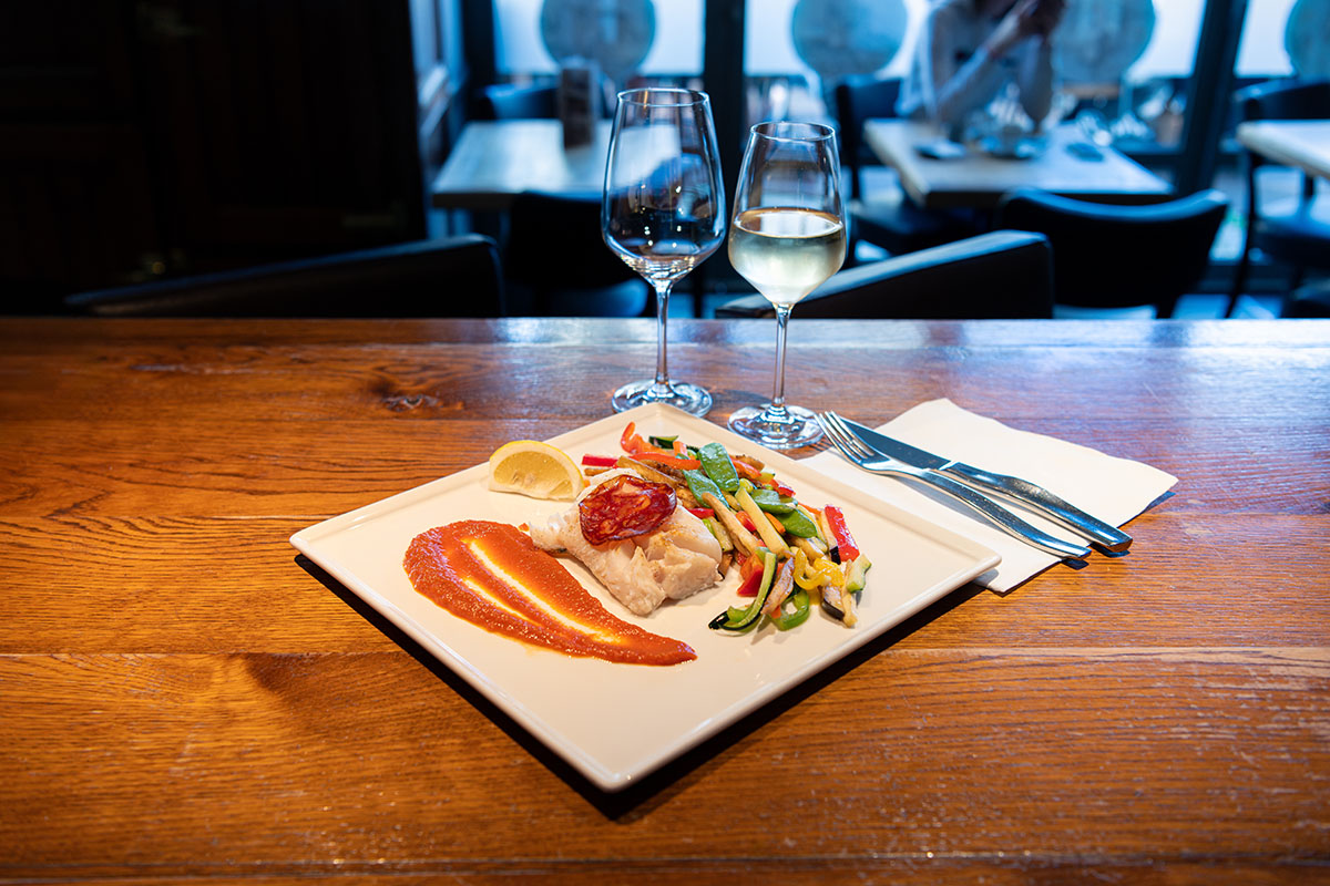 Restaurant Le Parvis I < Laon < Aisne < Hauts-de-France