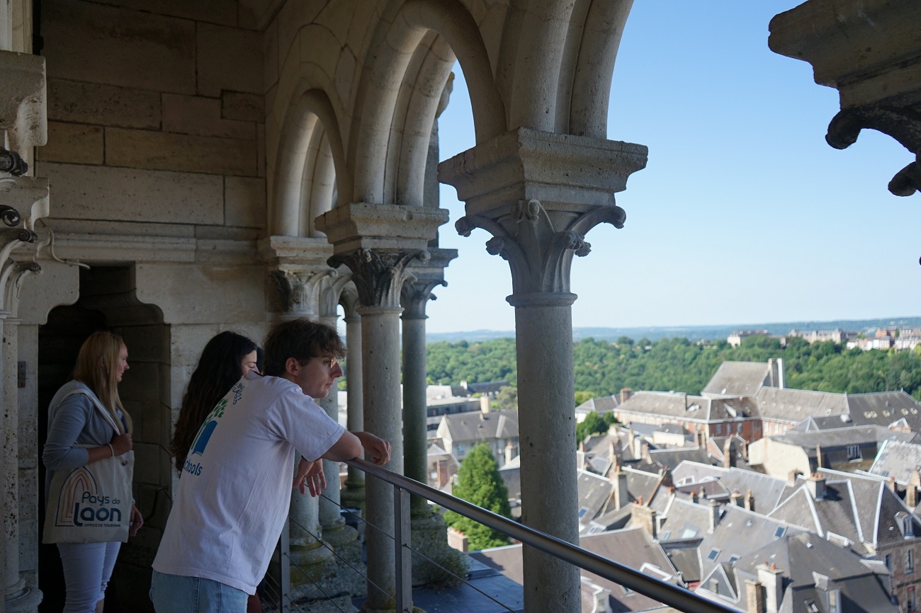 Montée tour dans la cathédrale de Laon !