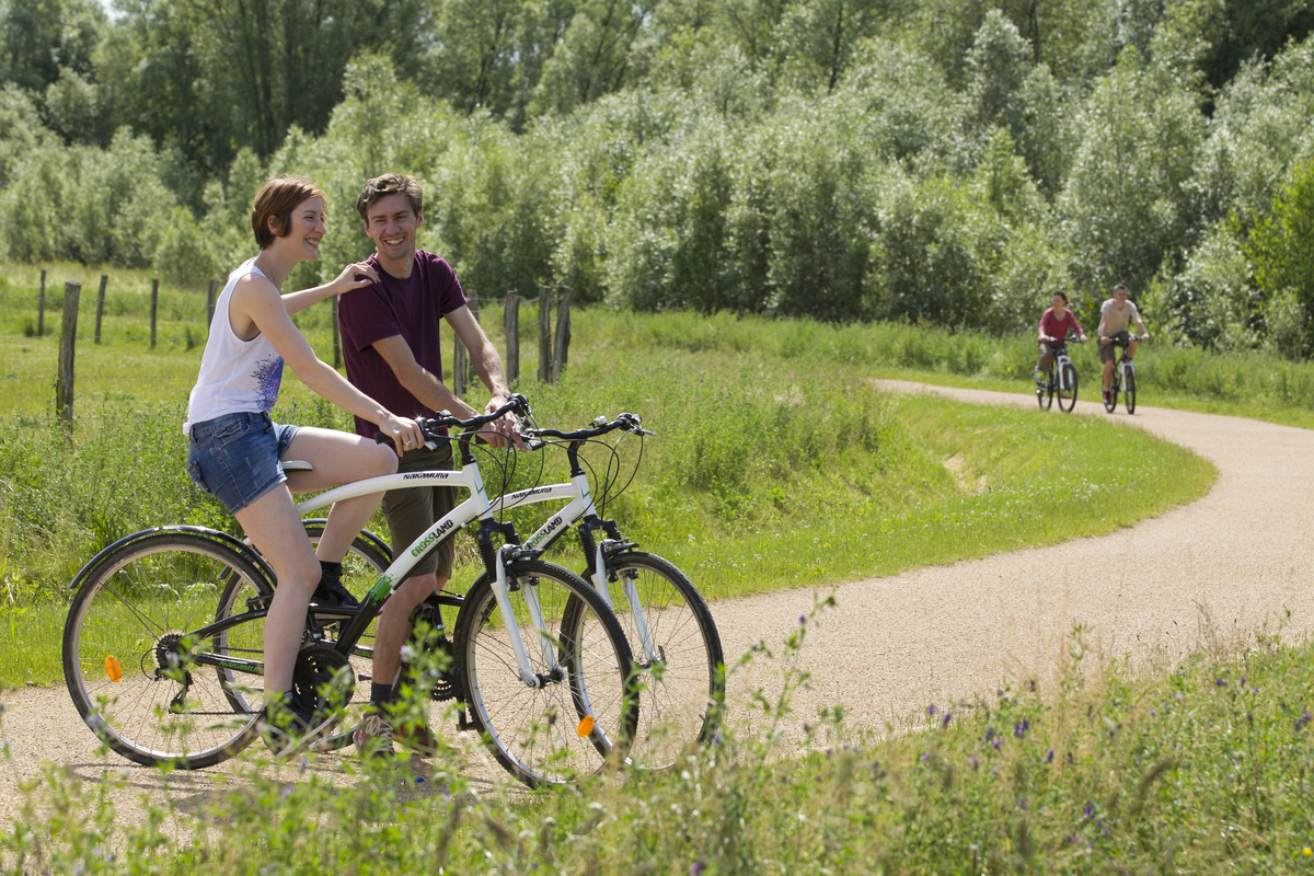 A vélo sur la voie verte de l'Ailette