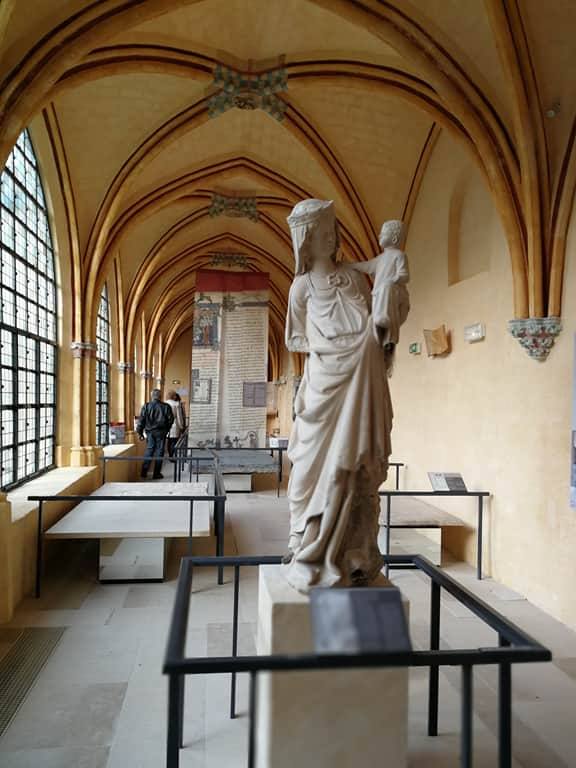 Galerie lapidaire du cloître Saint-Corneille