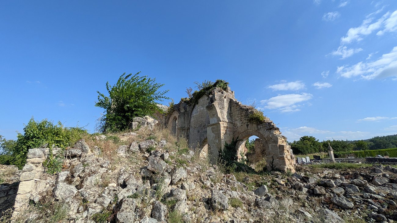 Eglise ruines VI < Maizy < Aisne < Picardie