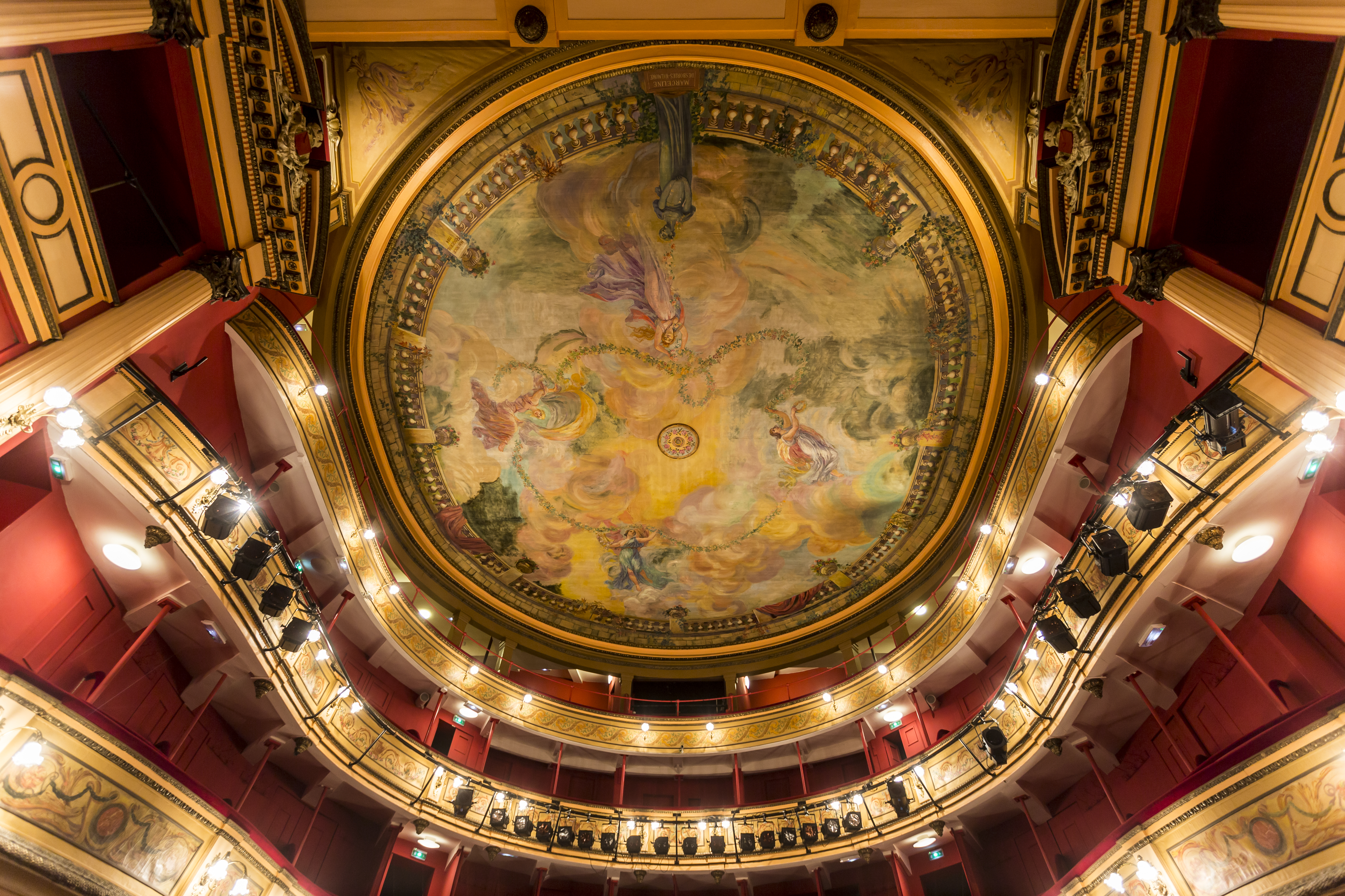 Théâtre à l'italienne