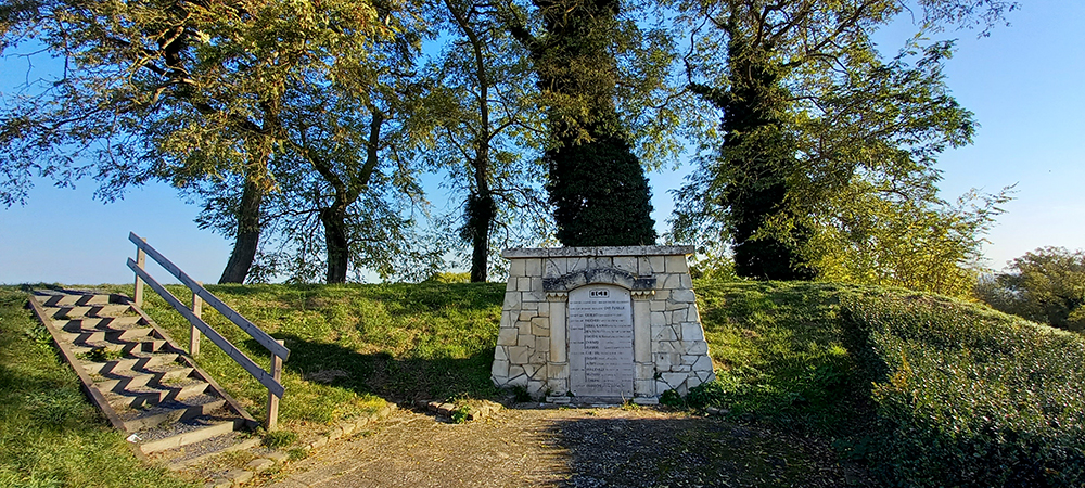 Citadelle monument aux morts < Laon < Aisne < Picardie